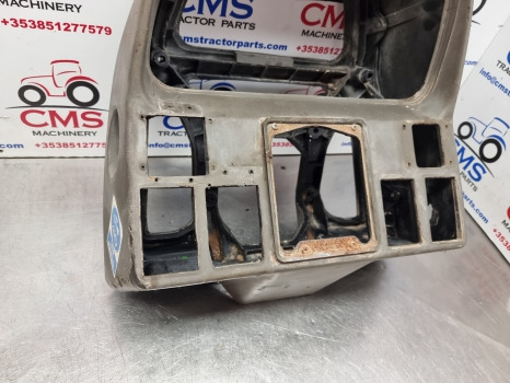 Fiat F140, F130, F120, F Series, Instrument Panel 5154942, 5151075 - Grill: picture 3 Fiat F140, F130, F120, F Series, Instrument Panel 5154942, 5151075 - Grill: picture 3