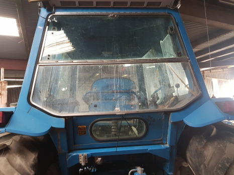 Ford 10, 30, 100, 200, 600, 1000 Super Q Cab Rear Windows Seal E7nn9442082ba, - Window and parts for Car: picture 4 Ford 10, 30, 100, 200, 600, 1000 Super Q Cab Rear Windows Seal E7nn9442082ba, - Window and parts for Car: picture 4