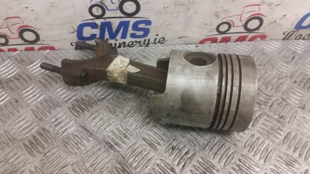 Ford 2910, 3, 4 Cyl Piston Assy , Conrod D8nn6108aa, E3hn6200ac42, 82849195 - Piston/ Ring/ Bushing for Farm tractor: picture 1 Ford 2910, 3, 4 Cyl Piston Assy , Conrod D8nn6108aa, E3hn6200ac42, 82849195 - Piston/ Ring/ Bushing for Farm tractor: picture 1