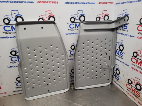 Ford 4000 Cab Foot Step Pair Without Cab 83952112, 83946748, E0nn13005ba - Footstep: picture 4 Ford 4000 Cab Foot Step Pair Without Cab 83952112, 83946748, E0nn13005ba - Footstep: picture 4