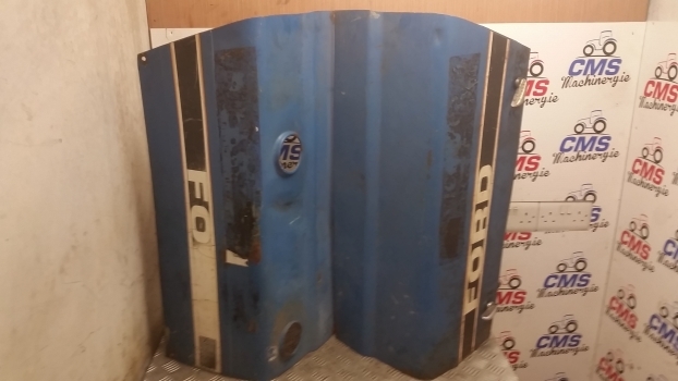 Ford 4610 Engine Hood, Pannel, Bonnet Assembly D7nn16626a, 85700572 - Hood for Farm tractor: picture 2 Ford 4610 Engine Hood, Pannel, Bonnet Assembly D7nn16626a, 85700572 - Hood for Farm tractor: picture 2