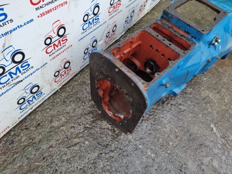 Ford 4630, 5030, 4830, 30 Series, Transmission Gearbox Housing K3660221114 - Gearbox: picture 3 Ford 4630, 5030, 4830, 30 Series, Transmission Gearbox Housing K3660221114 - Gearbox: picture 3