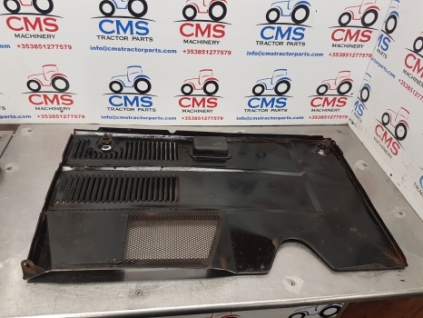 Ford 5640, 6640, 7740, 7740o Side Panel Rhs E9nn6n020ad, F1nn6n020aa - Body and exterior for Farm tractor: picture 5 Ford 5640, 6640, 7740, 7740o Side Panel Rhs E9nn6n020ad, F1nn6n020aa - Body and exterior for Farm tractor: picture 5