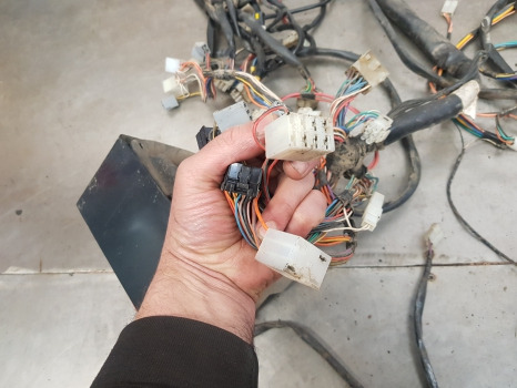 Ford 6635, 35, Tl, Fiat L, Wiring Loom Complete 5180571, 5180572, 82866276 - Cables/ Wire harness: picture 5 Ford 6635, 35, Tl, Fiat L, Wiring Loom Complete 5180571, 5180572, 82866276 - Cables/ Wire harness: picture 5