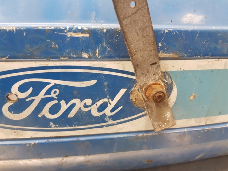 Ford 7610, 7810, 7710 10 Series. Nose Cone E4nn16a858ab, E4nn16a858ab18b - Cab and interior for Agricultural machinery: picture 5 Ford 7610, 7810, 7710 10 Series. Nose Cone E4nn16a858ab, E4nn16a858ab18b - Cab and interior for Agricultural machinery: picture 5