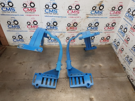 Ford 7840, 40 Series, Front Mudguard Bracket Kit E9nn16224aa11b, E9nn16225aa11b - Fender: picture 1 Ford 7840, 40 Series, Front Mudguard Bracket Kit E9nn16224aa11b, E9nn16225aa11b - Fender: picture 1