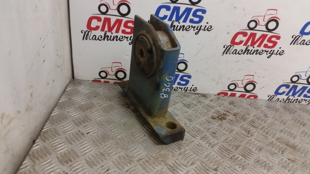 Ford 7840, 8240, 8340 Cab Support Assy Rear Right E9nn94001n44aa11m - Cab suspension: picture 3 Ford 7840, 8240, 8340 Cab Support Assy Rear Right E9nn94001n44aa11m - Cab suspension: picture 3