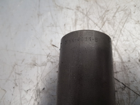 Ford 8240, 10, Ts, 100, 1000 Transmission Shaft Pto Coupling D1nn4684b, 81825115 - Gearbox: picture 4 Ford 8240, 10, Ts, 100, 1000 Transmission Shaft Pto Coupling D1nn4684b, 81825115 - Gearbox: picture 4