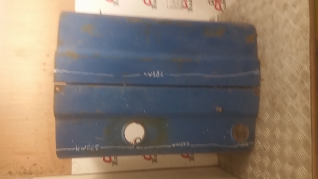 Ford Ford Bonnet Complete - Hood for Farm tractor: picture 1 Ford Ford Bonnet Complete - Hood for Farm tractor: picture 1