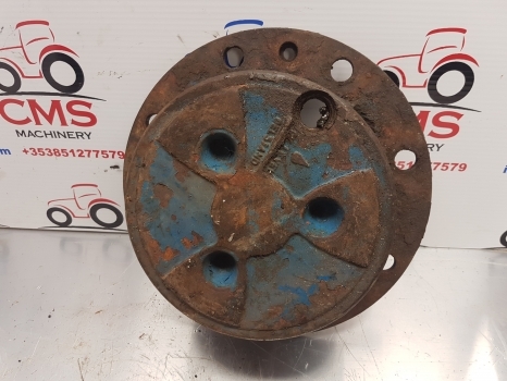 Ford Front Axle Hub Plate Hat 4472451020 - Wheel hub for Farm tractor: picture 4 Ford Front Axle Hub Plate Hat 4472451020 - Wheel hub for Farm tractor: picture 4