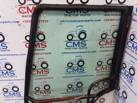 Ford New Holland 40, 60, Ts 8340 Cab Door Rhs 82002446, 82006664, 82000367 - Door and parts: picture 5 Ford New Holland 40, 60, Ts 8340 Cab Door Rhs 82002446, 82006664, 82000367 - Door and parts: picture 5