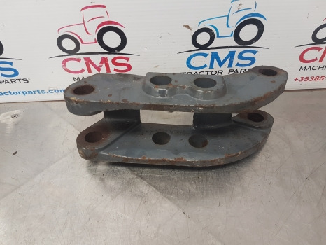 Ford New Holland 40, Ts Series 8340, 8240 Top Link Bracket 82010045, 82007674 - Suspension: picture 2 Ford New Holland 40, Ts Series 8340, 8240 Top Link Bracket 82010045, 82007674 - Suspension: picture 2