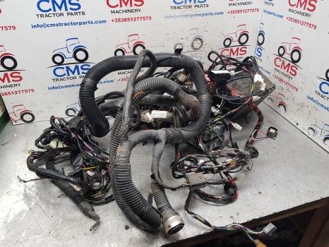 Ford New Holland Fiat 60, M S 8360, M115 Cab Wiring Loom Dual Command 82015343 - Cables/ Wire harness: picture 1 Ford New Holland Fiat 60, M S 8360, M115 Cab Wiring Loom Dual Command 82015343 - Cables/ Wire harness: picture 1