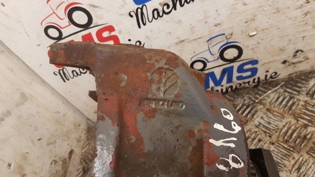 Ford New Holland Fiat 8160 Front Steering Knuckle Spindle Lhs 5171554, 5171533 - Steering knuckle for Farm tractor: picture 5 Ford New Holland Fiat 8160 Front Steering Knuckle Spindle Lhs 5171554, 5171533 - Steering knuckle for Farm tractor: picture 5