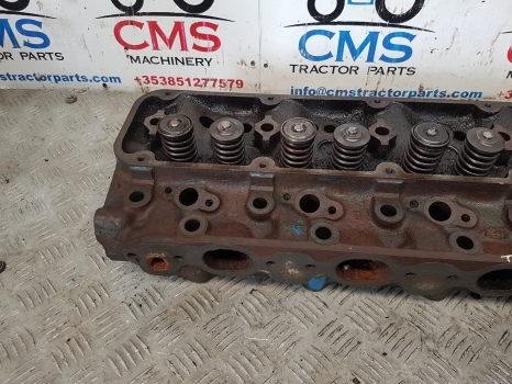 Ford Tw20, Tw30, 9700, Engine Head D9nn6090ca, D9nn6049gb, 87802116 - Cylinder head for Farm tractor: picture 2 Ford Tw20, Tw30, 9700, Engine Head D9nn6090ca, D9nn6049gb, 87802116 - Cylinder head for Farm tractor: picture 2