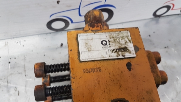 Hyundai Robex 130 Lc-3 Hydraulic Valve 950835 - Hydraulic valve for Excavator: picture 2 Hyundai Robex 130 Lc-3 Hydraulic Valve 950835 - Hydraulic valve for Excavator: picture 2