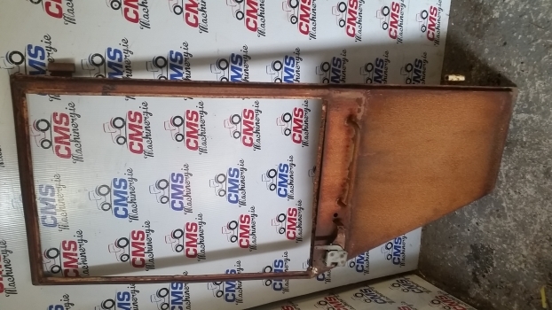 Jcb 410 Loader Door Frame Left - Door and parts for Wheel loader: picture 5 Jcb 410 Loader Door Frame Left - Door and parts for Wheel loader: picture 5