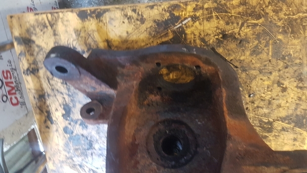 Jcb Fastrac 185-65 Front Axle Swivel Housing Rhs 454/05303, 454/05302, 454/05301 - Front axle for Farm tractor: picture 5 Jcb Fastrac 185-65 Front Axle Swivel Housing Rhs 454/05303, 454/05302, 454/05301 - Front axle for Farm tractor: picture 5