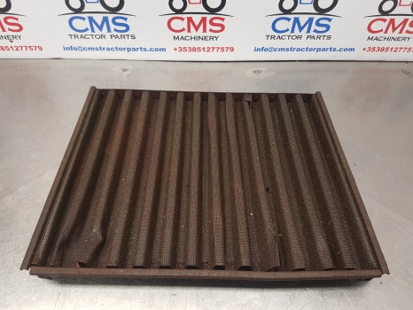 John Deere 1630, 1530, 1635ef, 2030ou, 2035ef Side Grille Panel Ar72949 - Grill: picture 1 John Deere 1630, 1530, 1635ef, 2030ou, 2035ef Side Grille Panel Ar72949 - Grill: picture 1