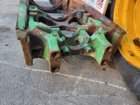 John Deere 20,30, Se Series 6230, 6430, 6420 Front Axle Support Frame Al225395 - Suspension: picture 4 John Deere 20,30, Se Series 6230, 6430, 6420 Front Axle Support Frame Al225395 - Suspension: picture 4