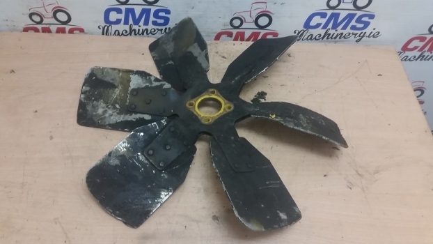 John Deere 3040 Fan Ar64075 - Fan for Farm tractor: picture 1 John Deere 3040 Fan Ar64075 - Fan for Farm tractor: picture 1