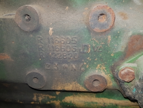 John Deere 4039tl Se6200 Engine Cylinder Head Block Crankshaft Nut Re66497 - Cylinder head for Farm tractor: picture 2 John Deere 4039tl Se6200 Engine Cylinder Head Block Crankshaft Nut Re66497 - Cylinder head for Farm tractor: picture 2
