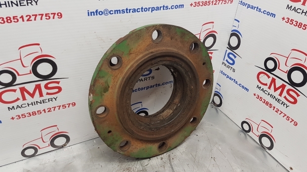 John Deere 6000 Series 6300, 6400, 6320, 6420 Front Axle Hub Bolt Plate L100238 - Wheel hub for Farm tractor: picture 4 John Deere 6000 Series 6300, 6400, 6320, 6420 Front Axle Hub Bolt Plate L100238 - Wheel hub for Farm tractor: picture 4