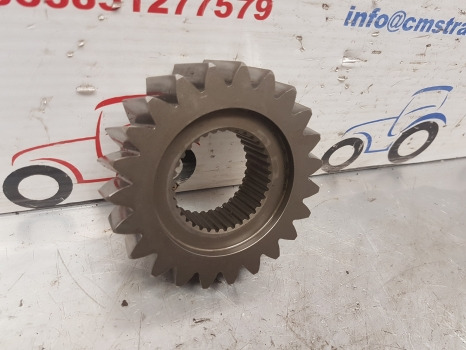 John Deere 6100, Se6200, 6300, 6400, 6600, 6506 Pto Counter Shaft Gear L77621 - Transmission: picture 1 John Deere 6100, Se6200, 6300, 6400, 6600, 6506 Pto Counter Shaft Gear L77621 - Transmission: picture 1