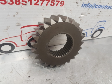 John Deere 6100, Se6200, 6300, 6400, 6600, 6506 Pto Counter Shaft Gear L77621 - Transmission: picture 2 John Deere 6100, Se6200, 6300, 6400, 6600, 6506 Pto Counter Shaft Gear L77621 - Transmission: picture 2
