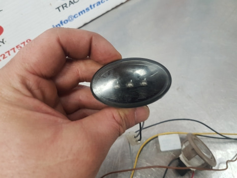 John Deere 6145r, 6r Series, Cab Interior Lights Al154760, Al205771 - Lights/ Lighting: picture 4 John Deere 6145r, 6r Series, Cab Interior Lights Al154760, Al205771 - Lights/ Lighting: picture 4