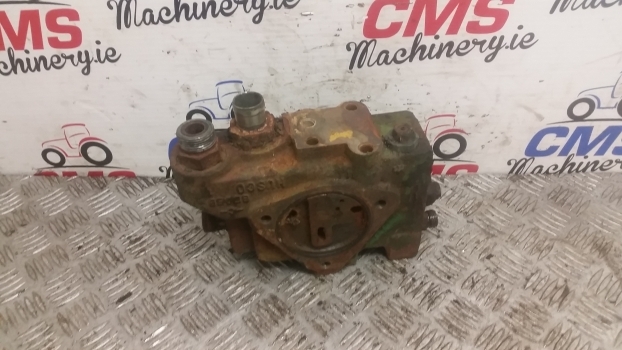John Deere 6400 6300 Hydraulic Valve Housing. For Spare Parts. - Hydraulic valve for Farm tractor: picture 1 John Deere 6400 6300 Hydraulic Valve Housing. For Spare Parts. - Hydraulic valve for Farm tractor: picture 1