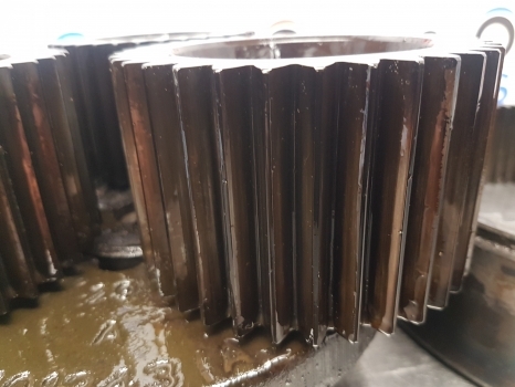 John Deere 6430, 6600, 6400, 6320 Planet Pinion Carrier Assy L172081, L80363 - Transmission for Agricultural machinery: picture 4 John Deere 6430, 6600, 6400, 6320 Planet Pinion Carrier Assy L172081, L80363 - Transmission for Agricultural machinery: picture 4