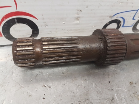 John Deere Se6200, 7800, 7400, 6100, 6200, 7700, 6900 Pto Output Shaft L110178 - Transmission: picture 2 John Deere Se6200, 7800, 7400, 6100, 6200, 7700, 6900 Pto Output Shaft L110178 - Transmission: picture 2
