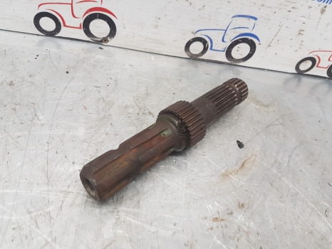John Deere Se6200, 7800, 7400, 6100, 6200, 7700, 6900 Pto Output Shaft L110178 - Transmission: picture 4 John Deere Se6200, 7800, 7400, 6100, 6200, 7700, 6900 Pto Output Shaft L110178 - Transmission: picture 4