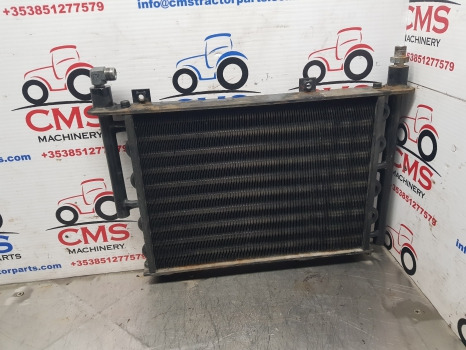 Kubota M5092 Oil Cooler - Radiator: picture 4 Kubota M5092 Oil Cooler - Radiator: picture 4