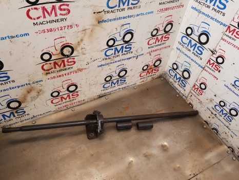 Landini Mythos 100, 900 Front Axle Drive Shaft 3652884m2, 3547684m91, 3547682m91 - Front axle: picture 1 Landini Mythos 100, 900 Front Axle Drive Shaft 3652884m2, 3547684m91, 3547682m91 - Front axle: picture 1