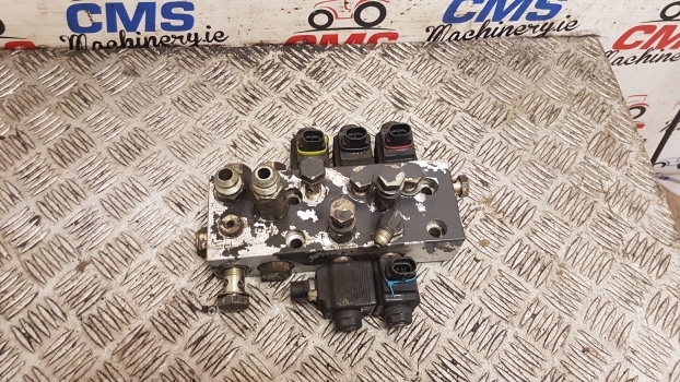 Landini Mythos 115 Transmission Hydraulic Valve Block 3648149m91, 3655022m91 - Hydraulic valve for Farm tractor: picture 2 Landini Mythos 115 Transmission Hydraulic Valve Block 3648149m91, 3655022m91 - Hydraulic valve for Farm tractor: picture 2