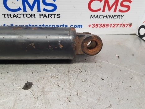 Landini Vision 105 Lift Assist Cylinder Ram 3186443m91, 3314679m1, 3678252m91 - Hydraulic cylinder for Farm tractor: picture 4 Landini Vision 105 Lift Assist Cylinder Ram 3186443m91, 3314679m1, 3678252m91 - Hydraulic cylinder for Farm tractor: picture 4