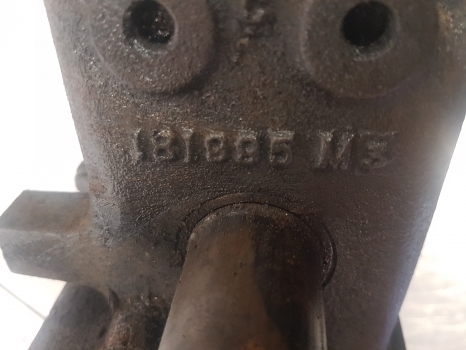 Massey Ferguson 135, 135, 165, 175, 185 Hydraulic Pump 10 Splines 1684582m92 - Hydraulic pump for Farm tractor: picture 5 Massey Ferguson 135, 135, 165, 175, 185 Hydraulic Pump 10 Splines 1684582m92 - Hydraulic pump for Farm tractor: picture 5