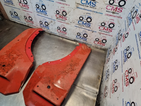 Massey Ferguson 4355, 4200, 4300 Series, Cab Mudguard Fender Pair 3815483p91 - Fender: picture 5 Massey Ferguson 4355, 4200, 4300 Series, Cab Mudguard Fender Pair 3815483p91 - Fender: picture 5