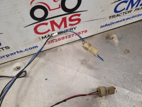 Massey Ferguson 4355, 4255, 4245 Cab Roof Wiring Loom Roof Wiring Loom - Cables/ Wire harness: picture 4 Massey Ferguson 4355, 4255, 4245 Cab Roof Wiring Loom Roof Wiring Loom - Cables/ Wire harness: picture 4