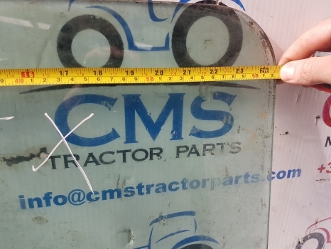 Massey Ferguson 50 Hx Cab Side Rear Glass Left. - Window and parts for Backhoe loader: picture 2 Massey Ferguson 50 Hx Cab Side Rear Glass Left. - Window and parts for Backhoe loader: picture 2