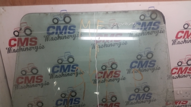 Massey Ferguson 50 Hx Cab Side Rear Glass Right - Window and parts for Backhoe loader: picture 3 Massey Ferguson 50 Hx Cab Side Rear Glass Right - Window and parts for Backhoe loader: picture 3