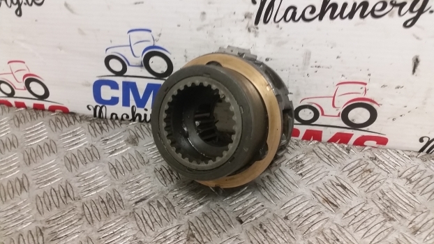 Massey Ferguson 50b Transmission Planetary Reduction Unit Assembly - Transmission for Backhoe loader: picture 1 Massey Ferguson 50b Transmission Planetary Reduction Unit Assembly - Transmission for Backhoe loader: picture 1