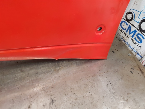 Massey Ferguson 5455, 5435, 5425, 5445, Side Panel Lhs 3809936p93 - Body and exterior: picture 4 Massey Ferguson 5455, 5435, 5425, 5445, Side Panel Lhs 3809936p93 - Body and exterior: picture 4
