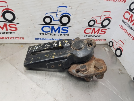 Massey Ferguson 5612, 5712, 5450 Mudguard Hub Bracket Assy Lhs 3909417m91 - Fender: picture 3 Massey Ferguson 5612, 5712, 5450 Mudguard Hub Bracket Assy Lhs 3909417m91 - Fender: picture 3