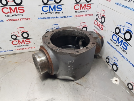 Massey Ferguson 5612 Front Axle Centre Housing 7300111301, 730.01.113.61 - Front axle for Farm tractor: picture 1 Massey Ferguson 5612 Front Axle Centre Housing 7300111301, 730.01.113.61 - Front axle for Farm tractor: picture 1