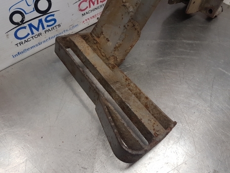 Massey Ferguson 590, 575 Foot Step Lhs 1873563m95, 1873561m93 - Footstep for Farm tractor: picture 4 Massey Ferguson 590, 575 Foot Step Lhs 1873563m95, 1873561m93 - Footstep for Farm tractor: picture 4
