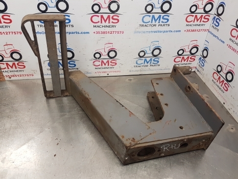 Massey Ferguson 590, 575 Foot Step Rhs 1698057m93 - Footstep for Farm tractor: picture 4 Massey Ferguson 590, 575 Foot Step Rhs 1698057m93 - Footstep for Farm tractor: picture 4