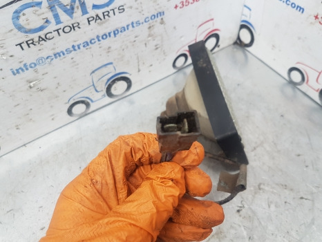 Massey Ferguson 6150, 6160 Roof Work Light 3713134m91 - Lights/ Lighting: picture 3 Massey Ferguson 6150, 6160 Roof Work Light 3713134m91 - Lights/ Lighting: picture 3